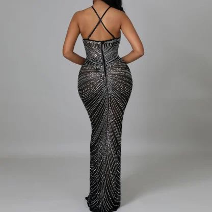 Elegant Backless Halter Maxi Dress - Image 2