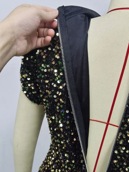 Vintage-Like Sequin Puff Sleeve Midi Dress - Image 5